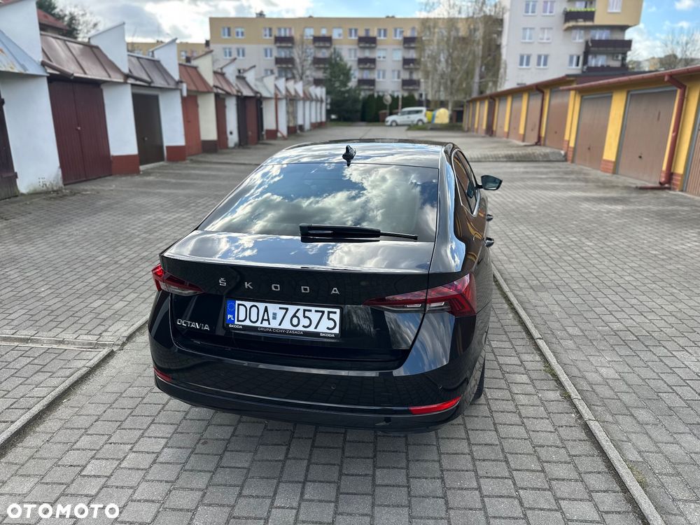 Skoda Octavia 1.5 TSI ACT Style - 6