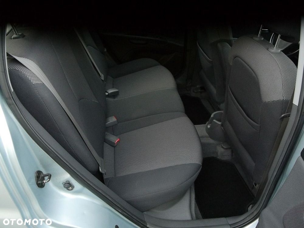 Kia Rio 1.6 EX - 28