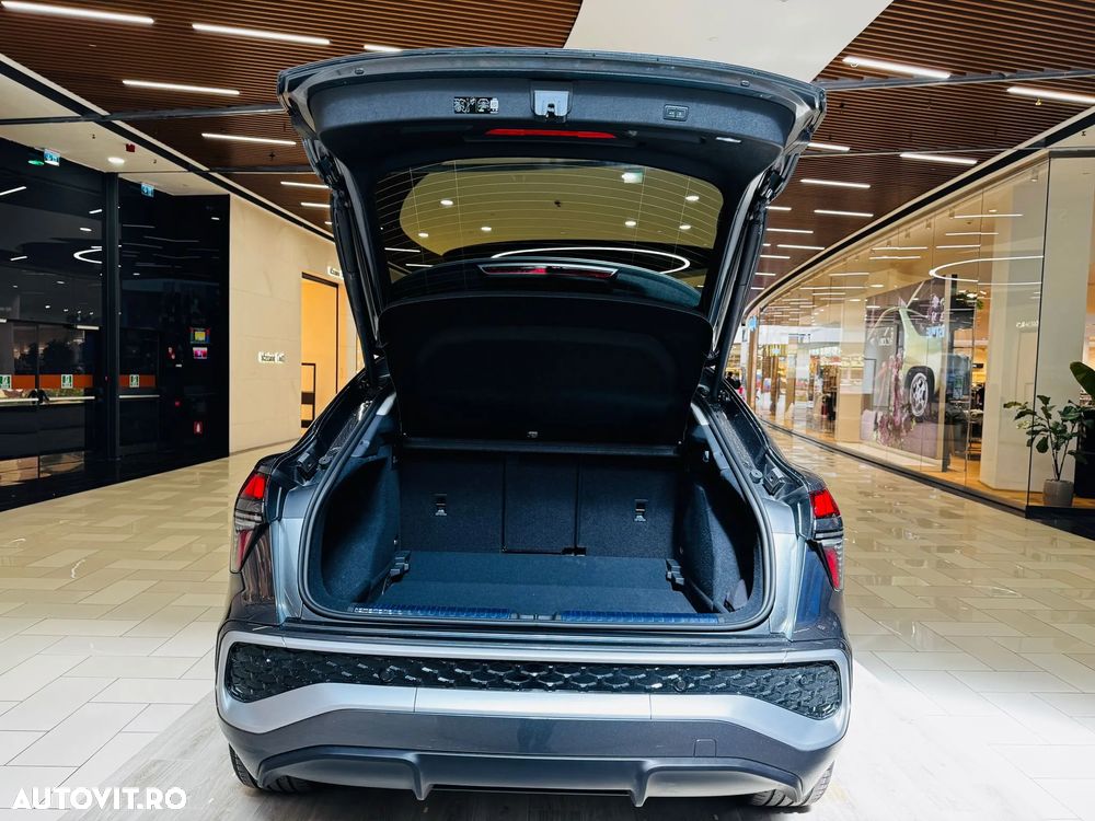 Audi Q3 1.5 35 TFSI S tronic MHEV S Line - 4