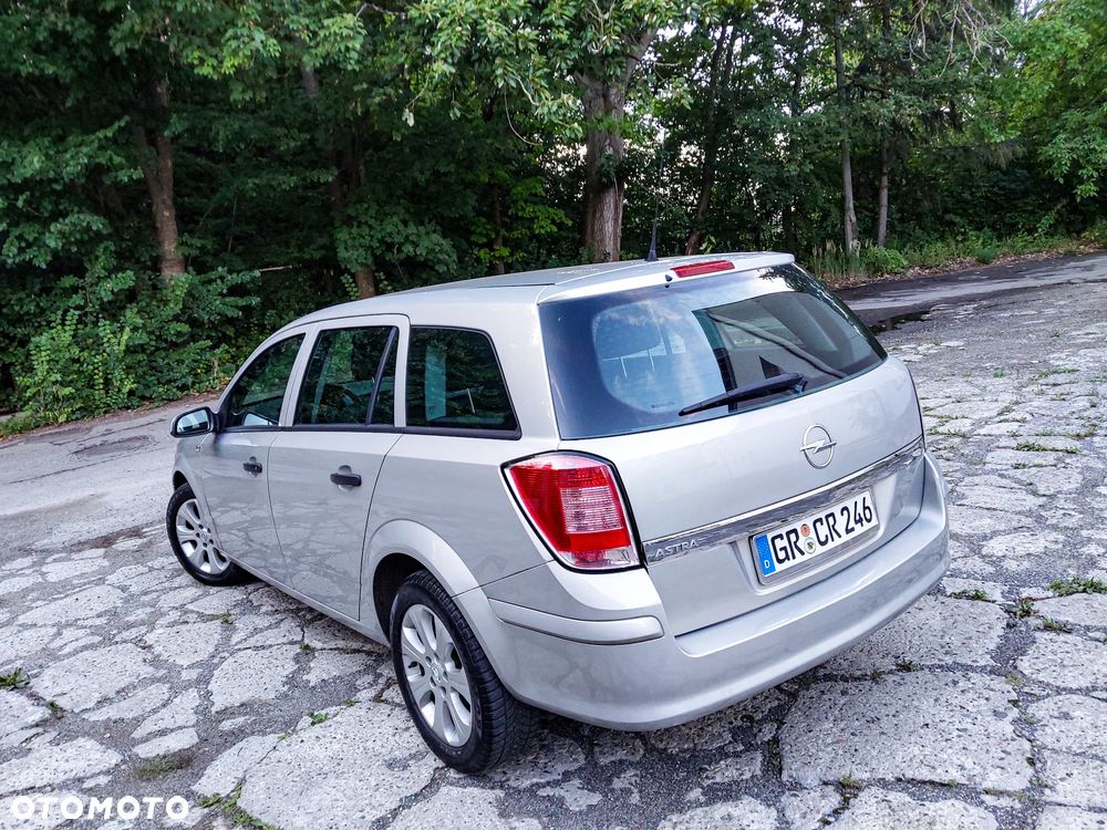 Opel Astra 1.6 Caravan Elegance - 11