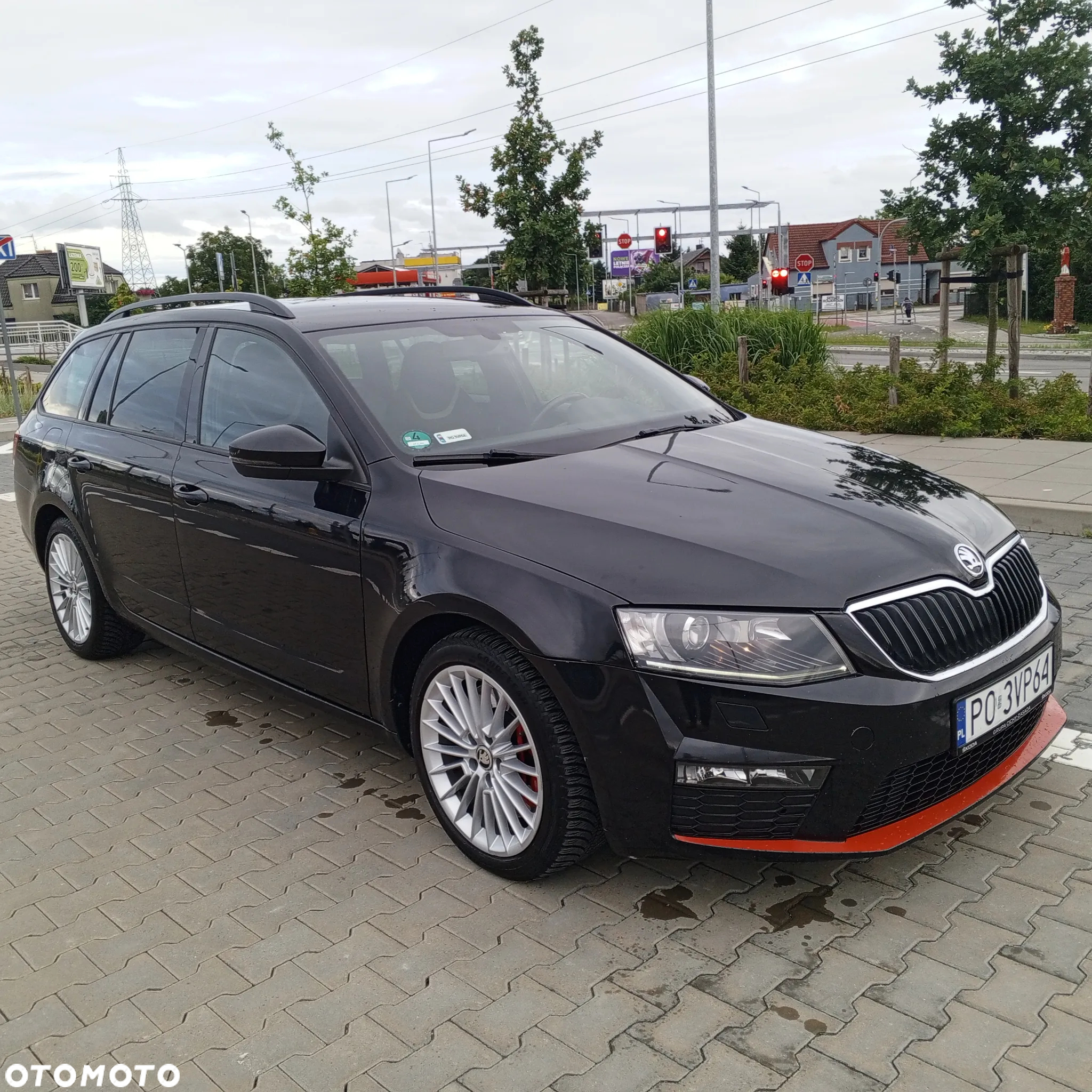 Skoda Octavia 2.0 TDI RS DSG - 9