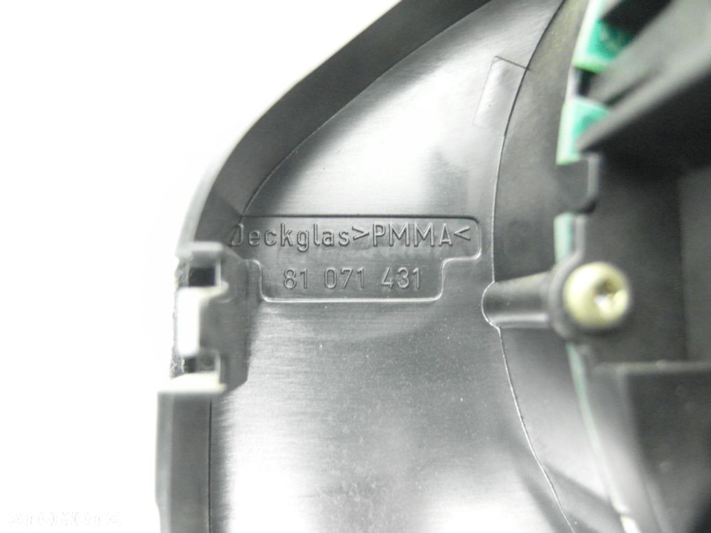 LICZNIK AUDI A4 (8D2, B5) 1.8 - ADR 8D0920900K - 2