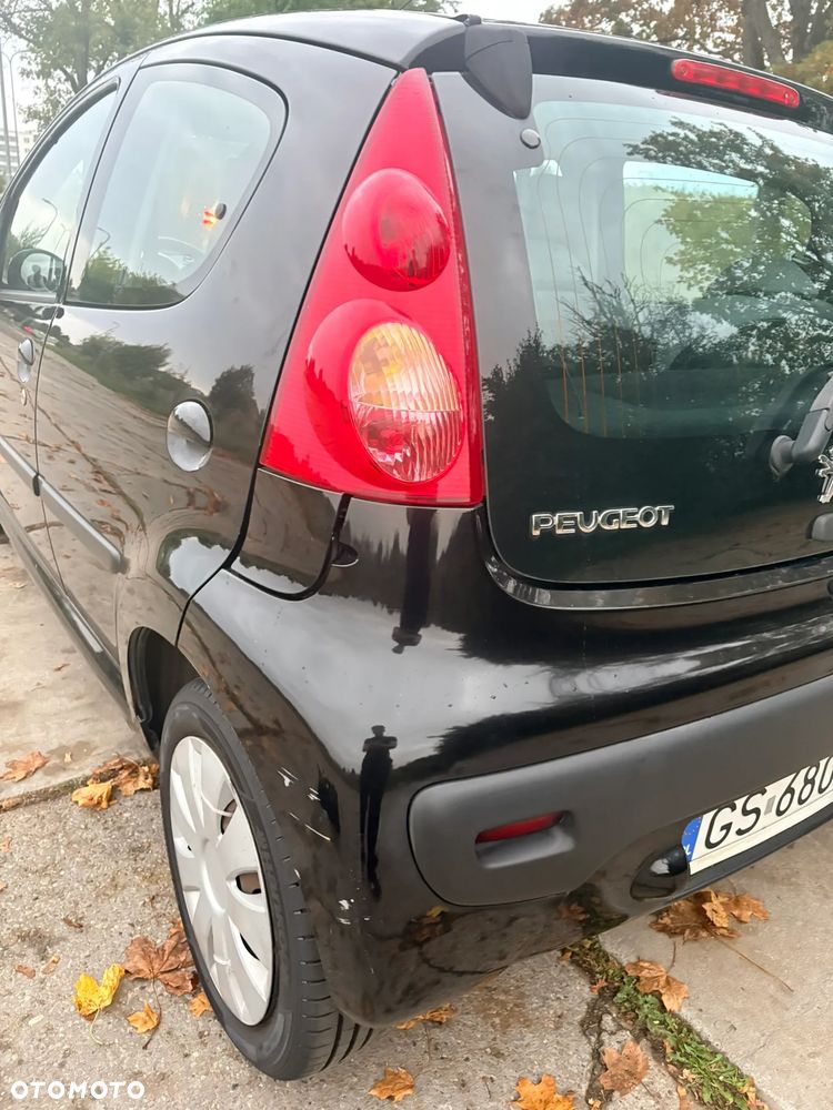 Peugeot 107 - 10