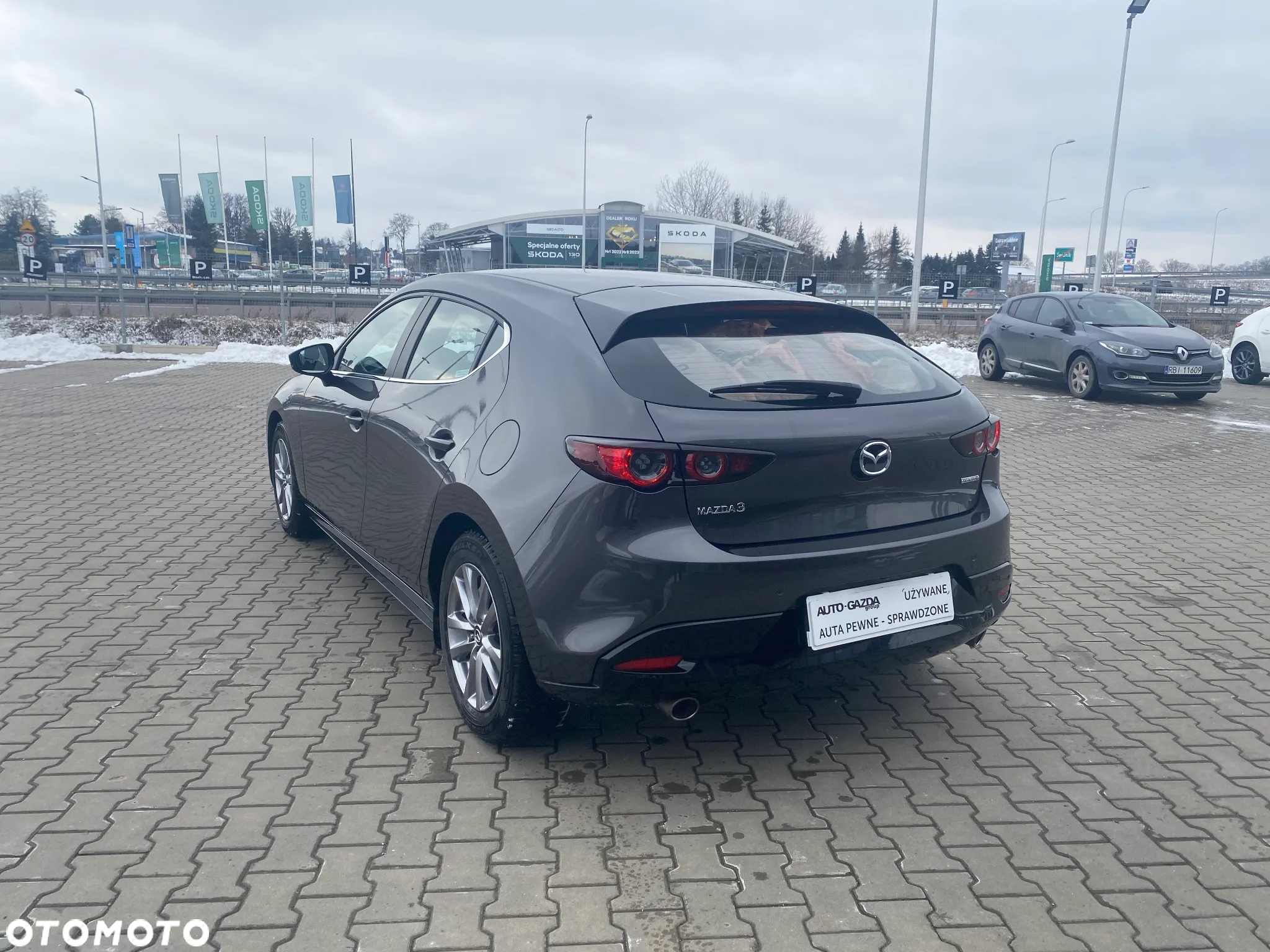 Mazda 3 - 4