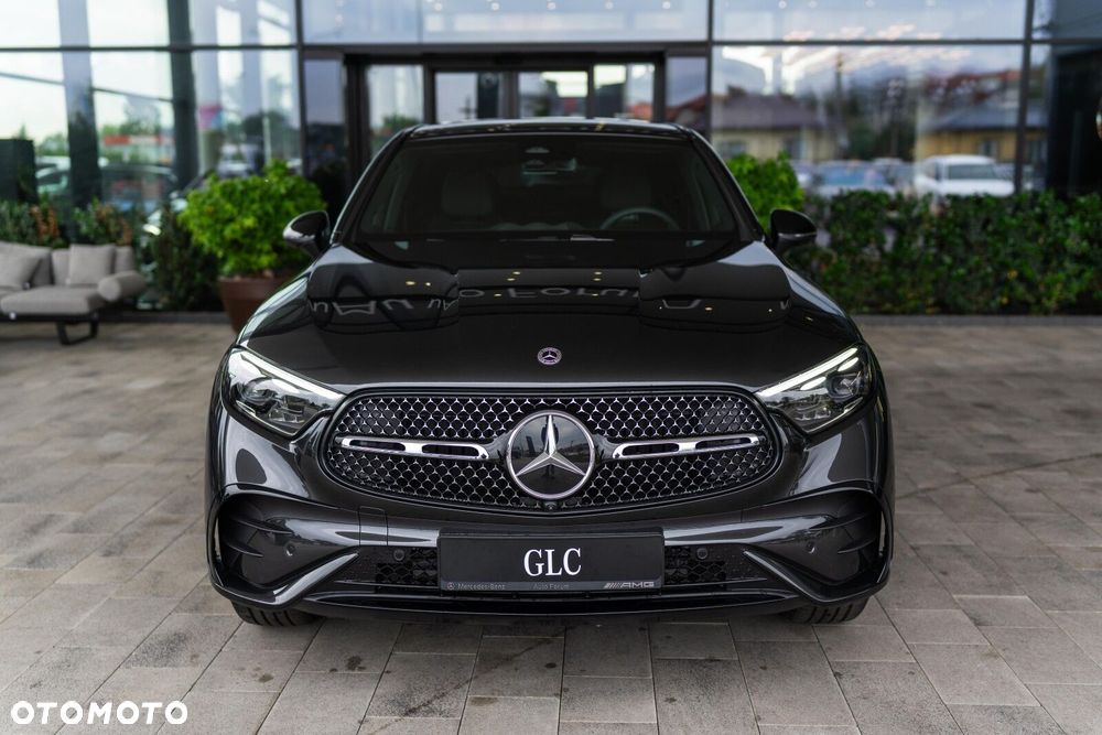 Mercedes-Benz GLC - 2