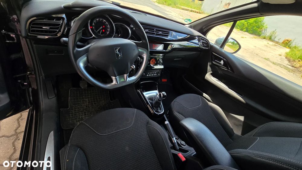 Citroën DS3 1.6 VTi SoChic - 12
