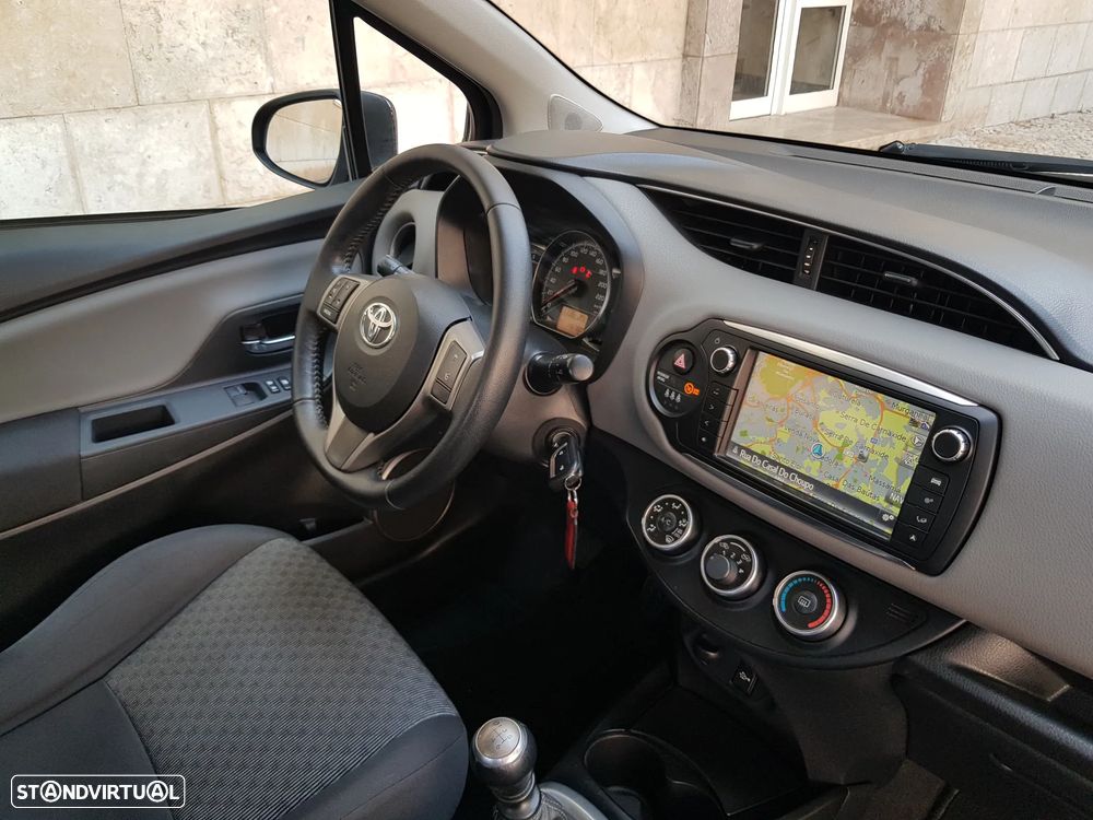 Toyota Yaris 1.4 D-4D Sport+Navi - 52