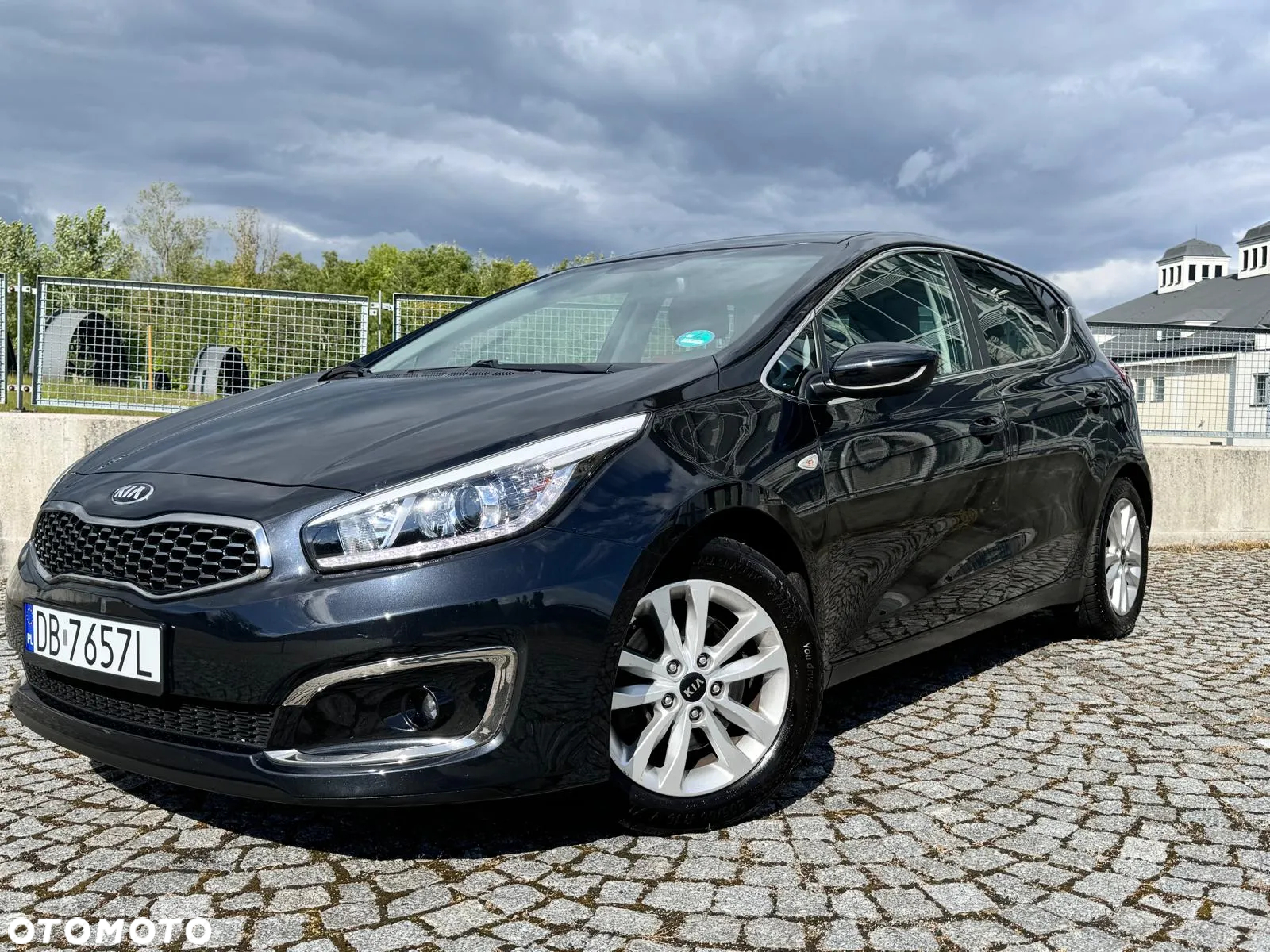 Kia Ceed 1.4 CVVT Dream Team Edition - 2