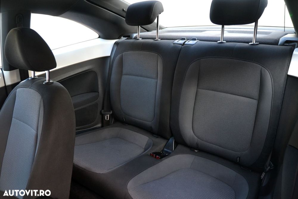 Volkswagen Beetle 1.6 TDI - 8