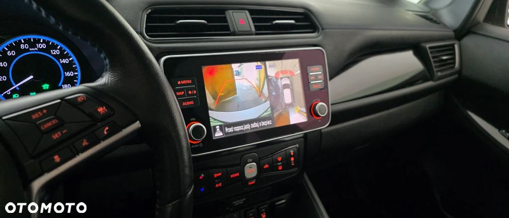 Nissan Leaf e+ 62kWh 10 - 11