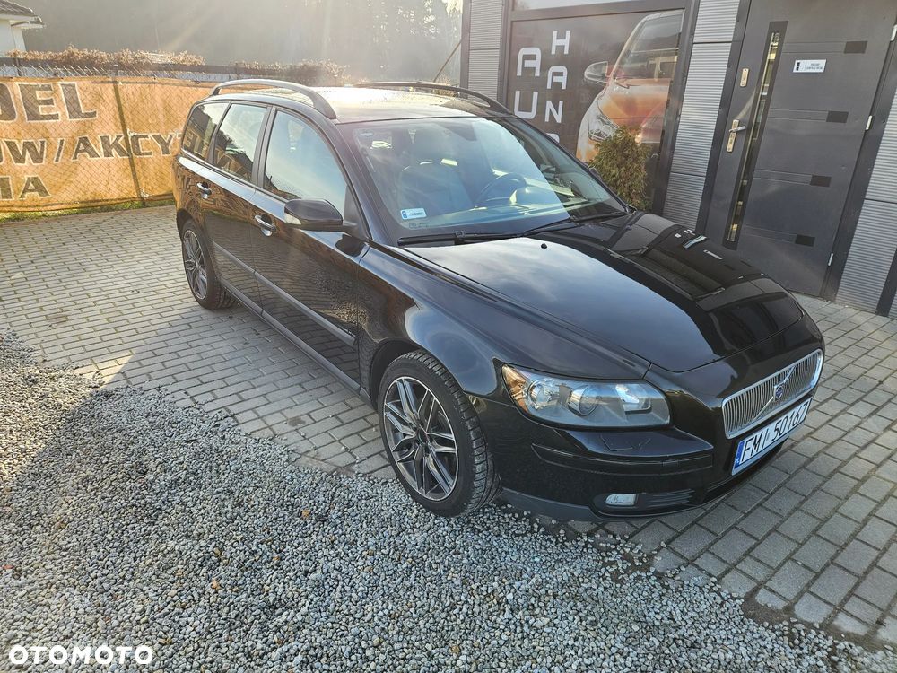Volvo V50 2.0D Momentum - 1