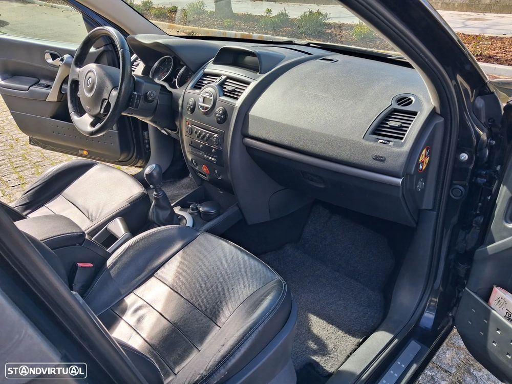 Renault Mégane Break 1.5 dCi Privilège - 9