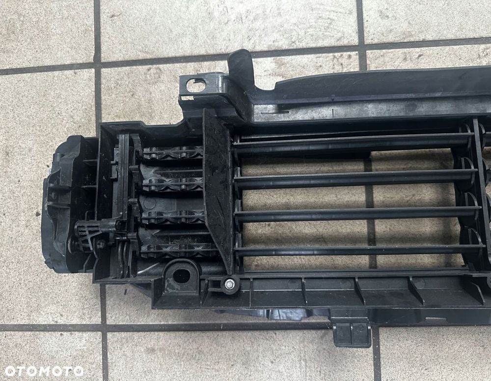 volvo xc40 ii 2017-2020 żaluzja wlot kierownica powietrza 31455422 - 9