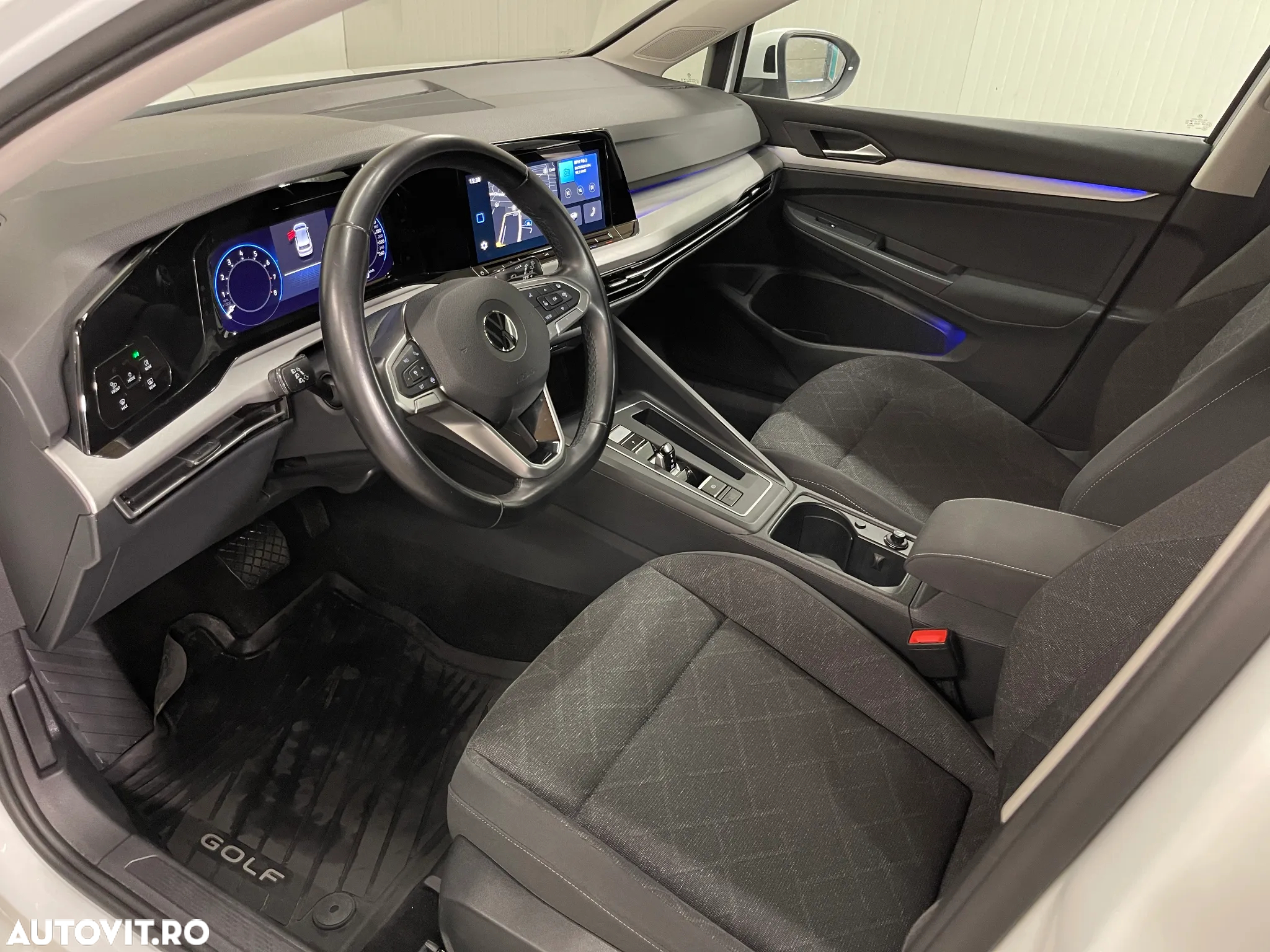 Volkswagen Golf 1.5 eTSI ACT DSG MHEV Life - 5