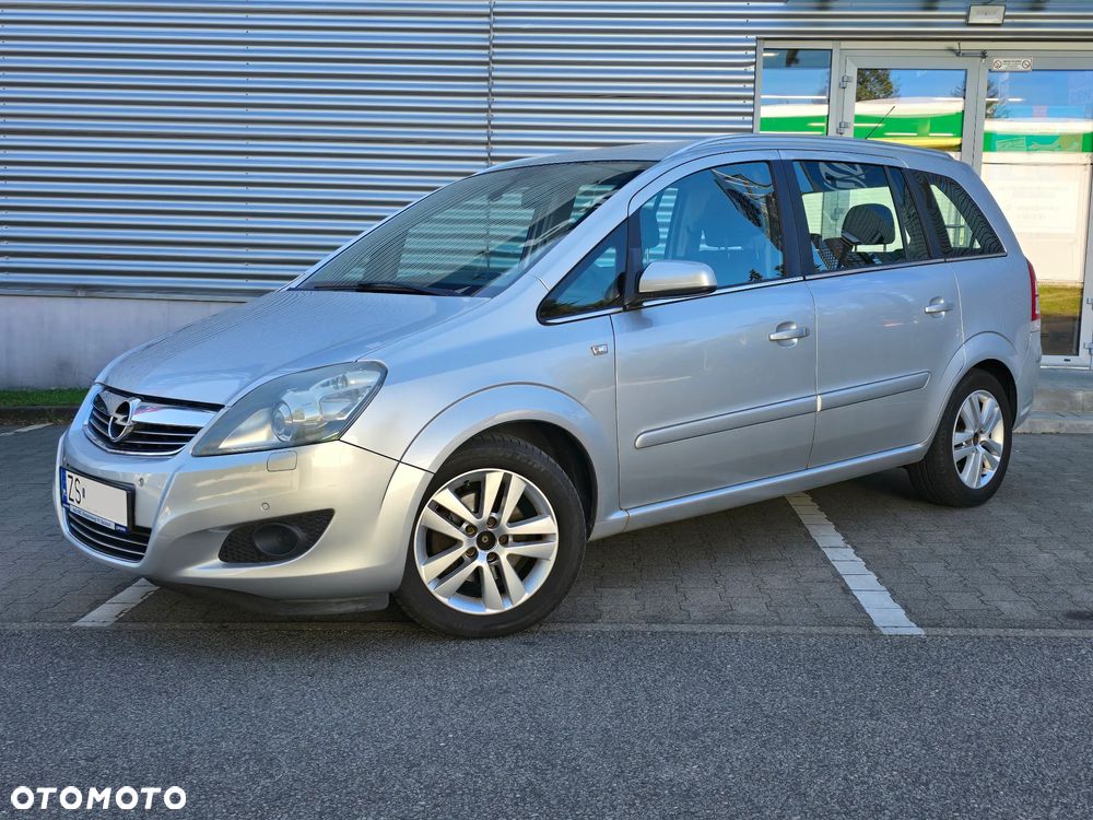 Opel Zafira 1.8 Elegance - 1