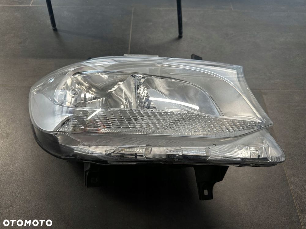 reflektor mercedes sprinter w907 w910 18- a9109060100 prawy - 6