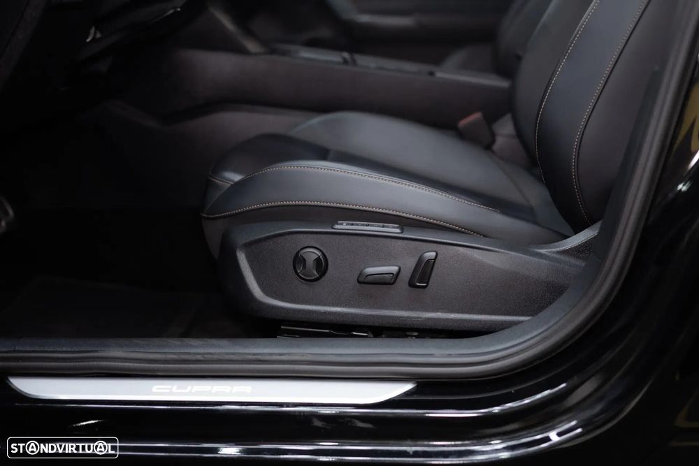Cupra Formentor 1.4 e-Hybrid DSG VZ - 26