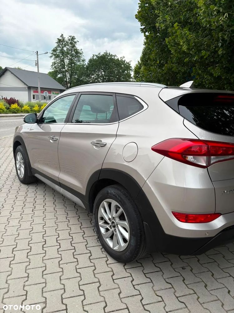 Hyundai Tucson 1.6 GDi Comfort 2WD - 26