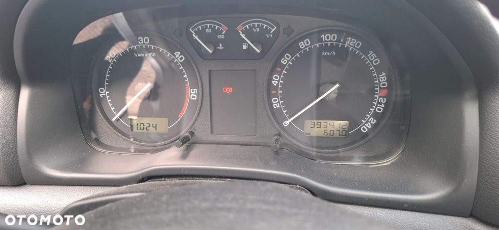 Skoda Octavia 1,9 na części - 7