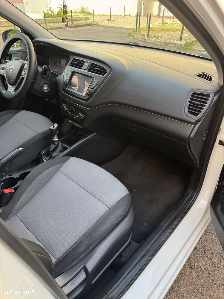 Hyundai i20 1.2 Classic - 13