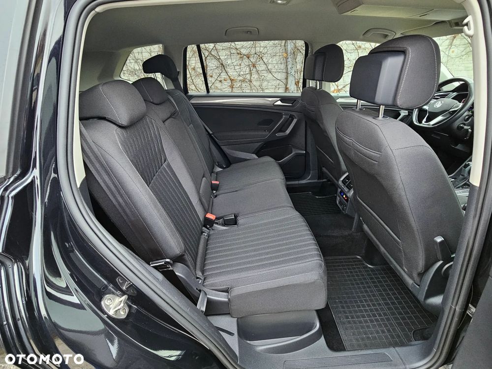 Volkswagen Tiguan Allspace 2.0 TSI 4Mot Life DSG - 11