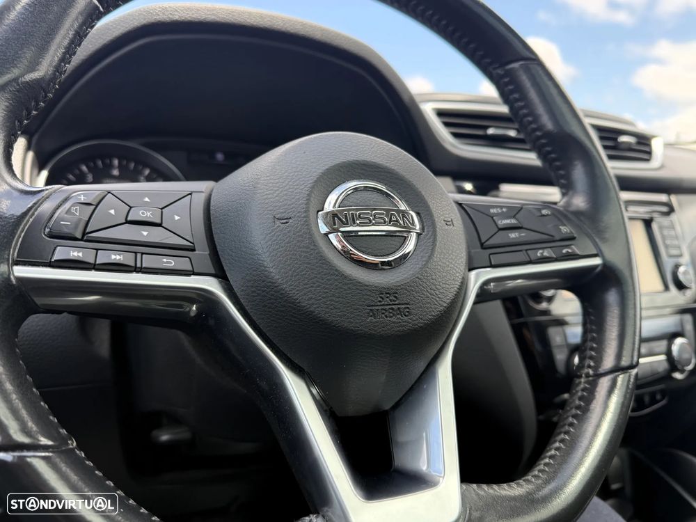 Nissan Qashqai 1.2 DIG-T N-Connecta 18 Xtronic - 33