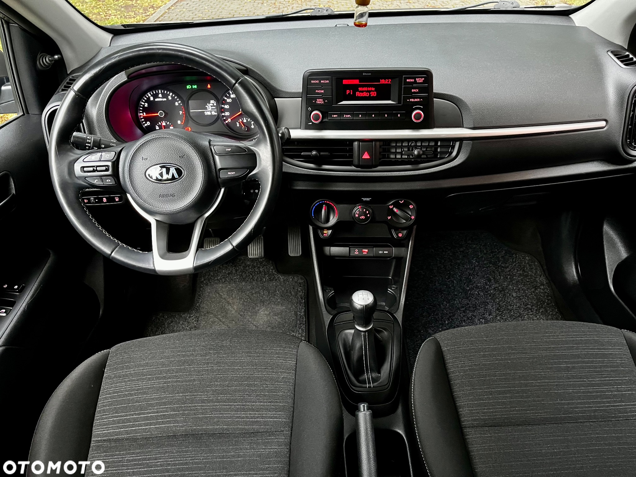 Kia Picanto - 8