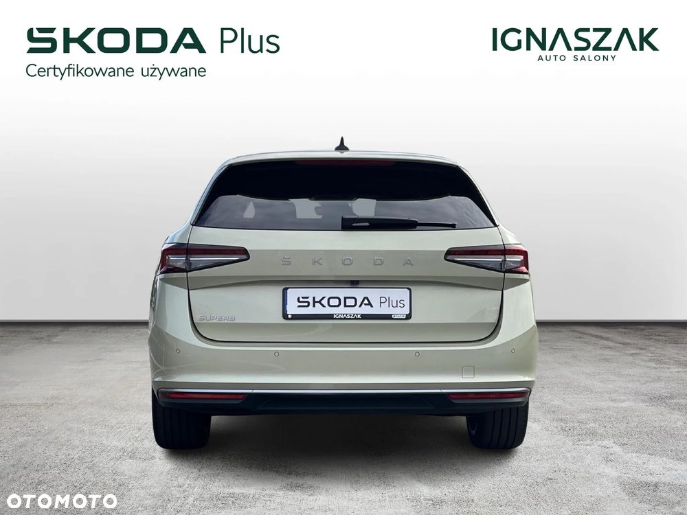 Skoda Superb 2.0 TDI SCR L&K DSG - 4