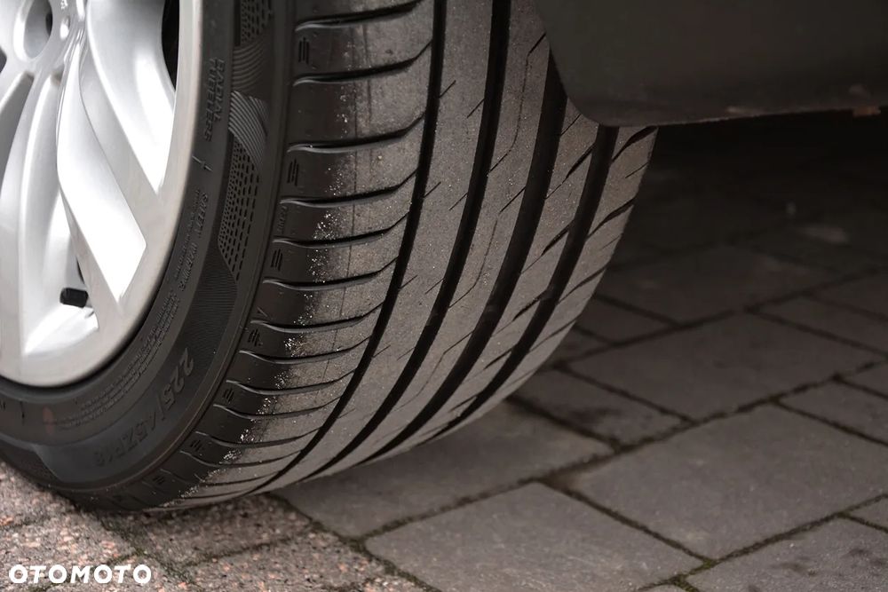 BMW X1 sDrive16d Sport Line - 17