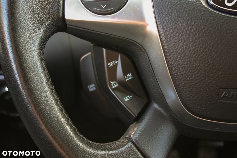 Ford Focus - 31