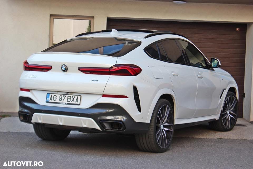 BMW X6 xDrive40i - 12