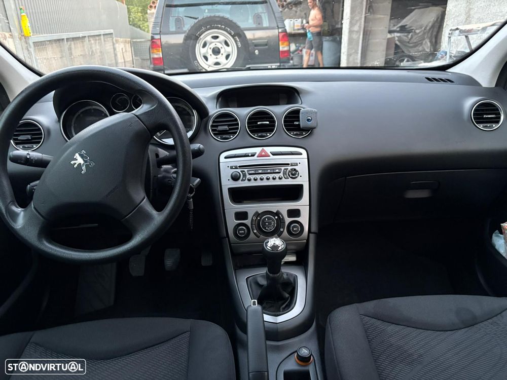 Peugeot 308 1.6 HDi Premium - 9