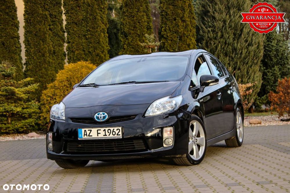 Toyota Prius (Hybrid) Executive - 1