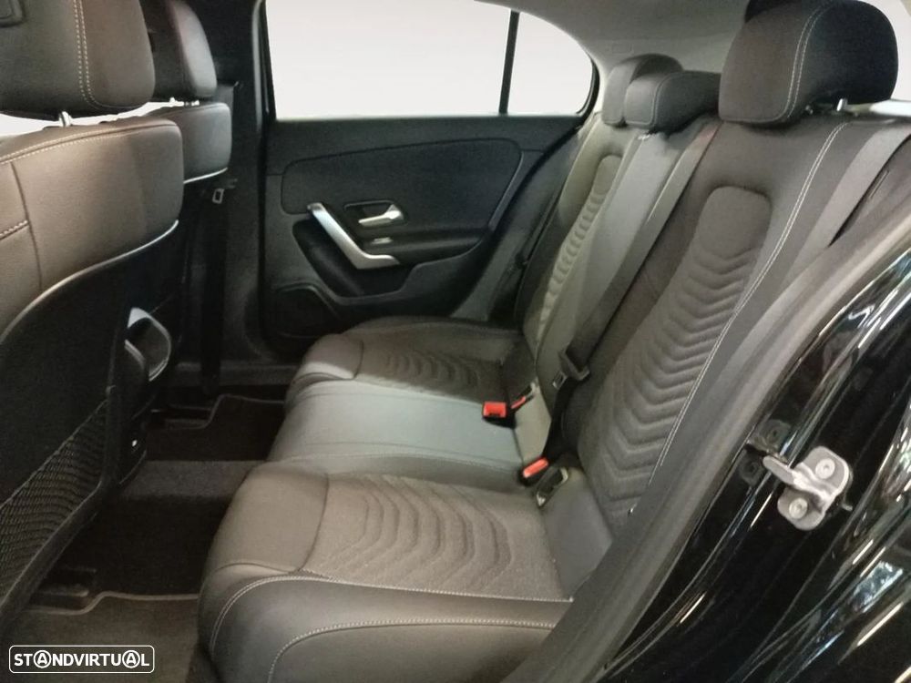 Mercedes-Benz A 250 e - 15