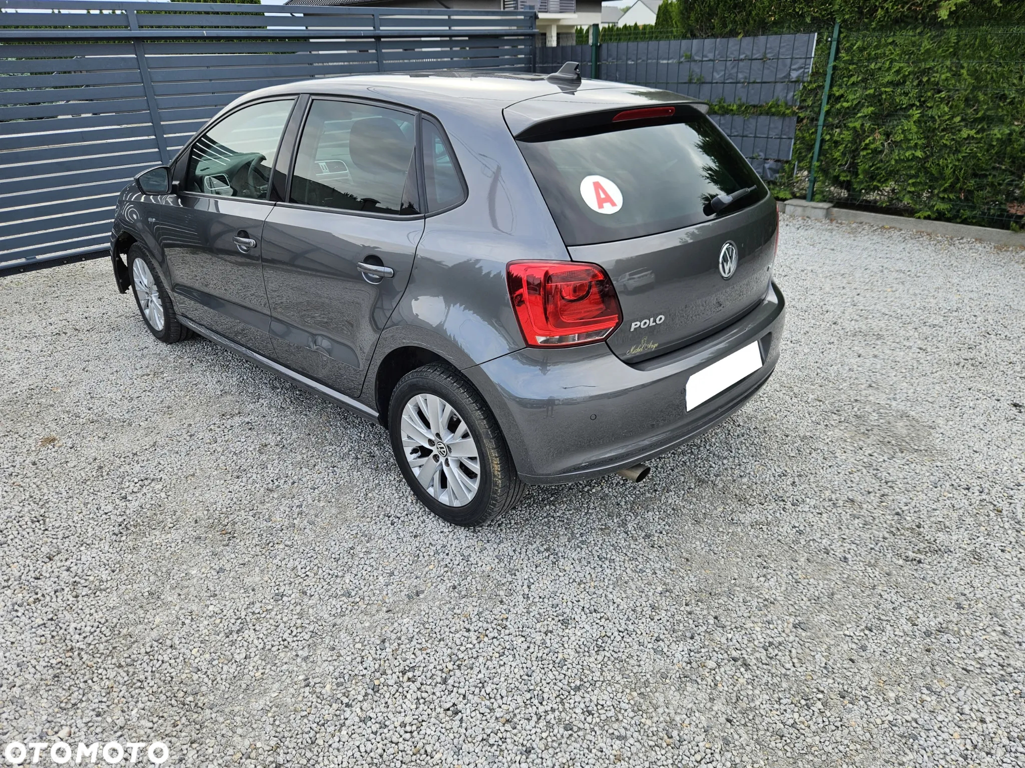 Volkswagen Polo 1.4 16V Trendline DSG - 4