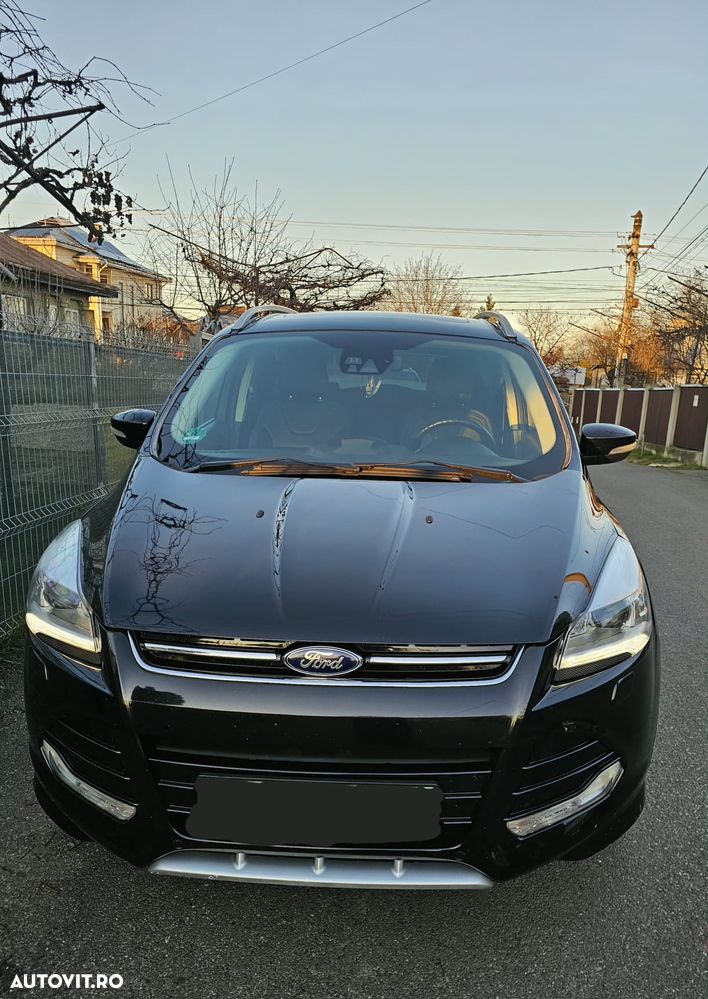 Ford Kuga - 1