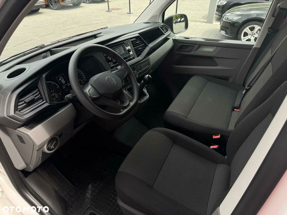 Volkswagen Transporter - 8
