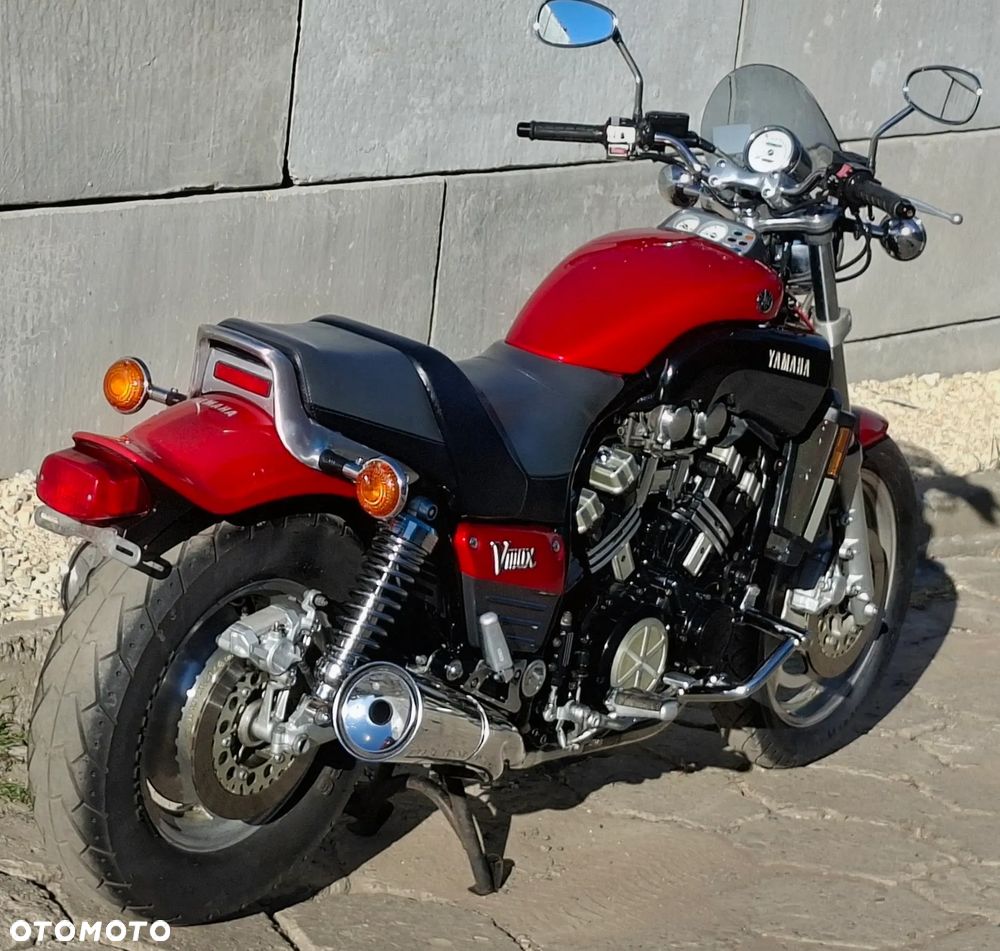 Yamaha V-MAX - 10