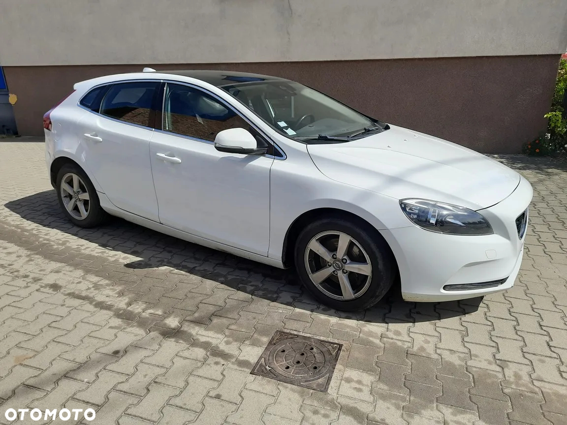 Volvo V40 D2 Powershift - 4