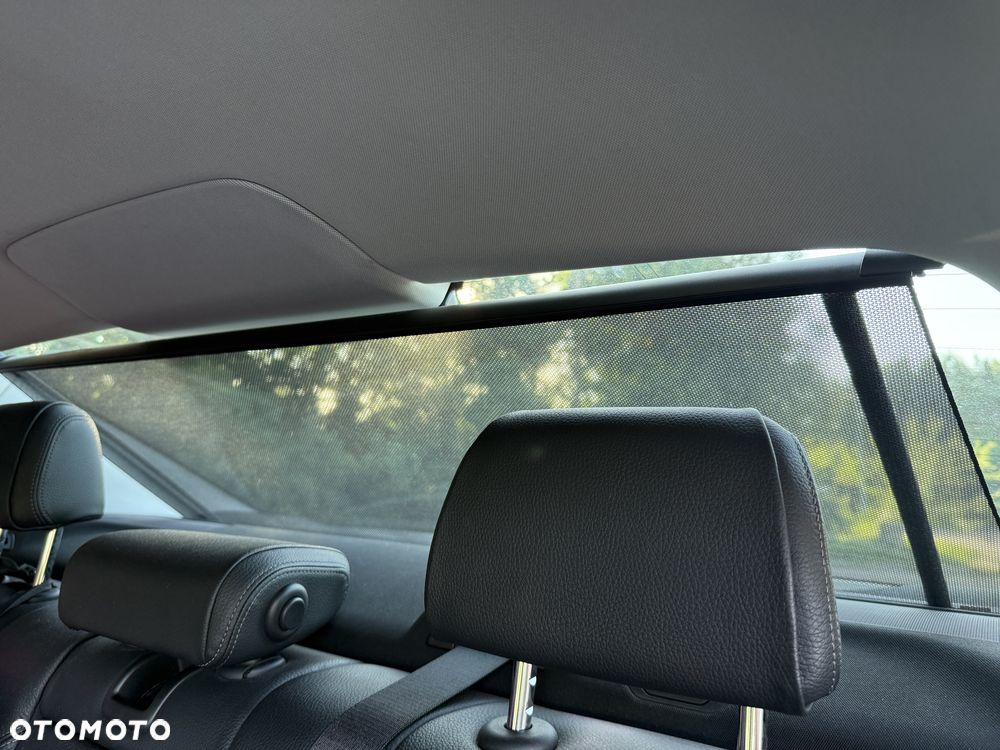 BMW Seria 5 530i xDrive - 18