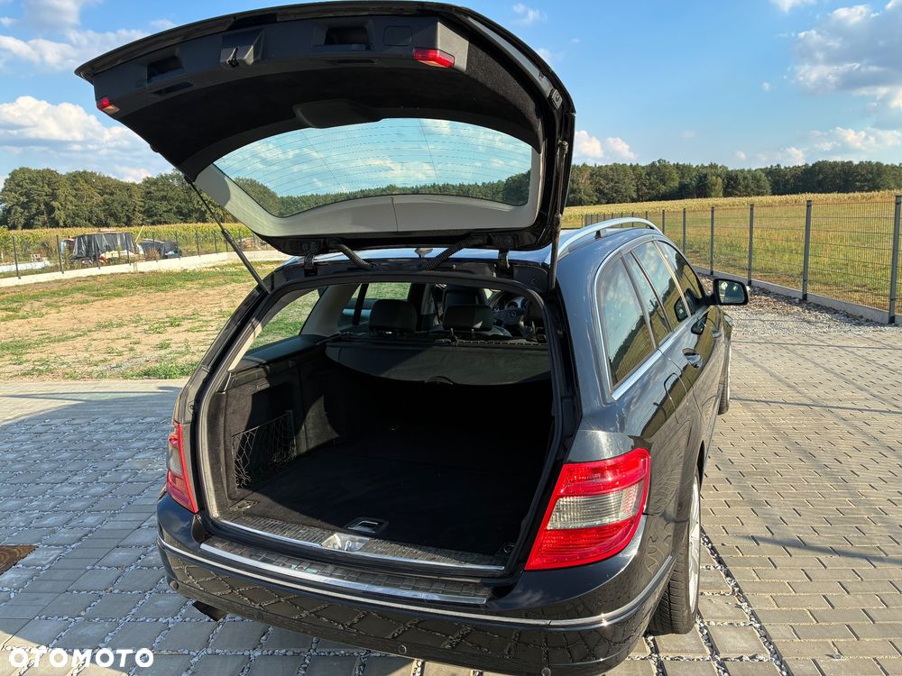 Mercedes-Benz Klasa C 200 CDI Avantgarde - 14