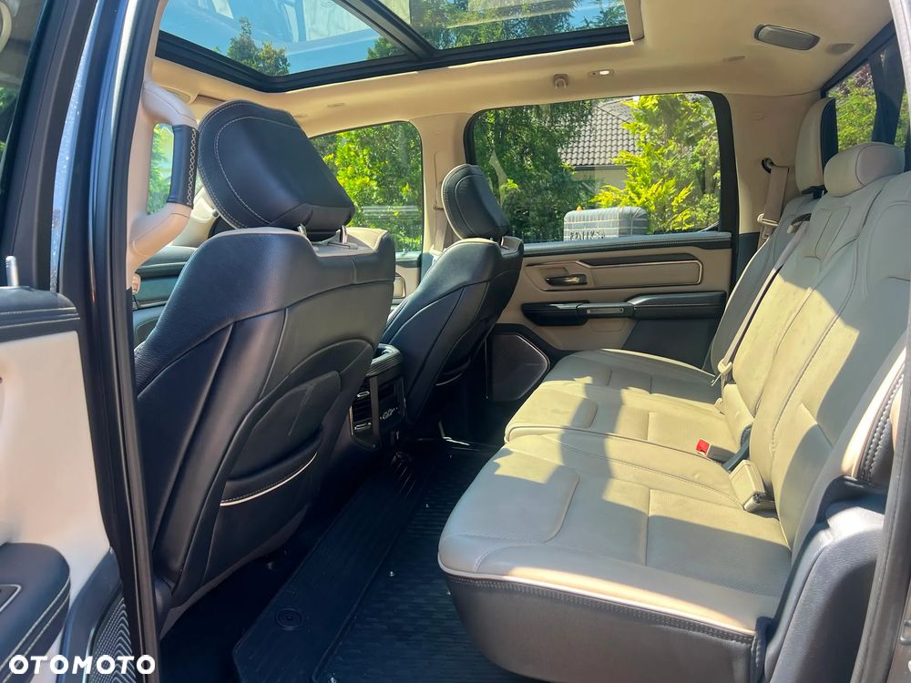 RAM 1500 5.7 Crew Cab Limited - 11