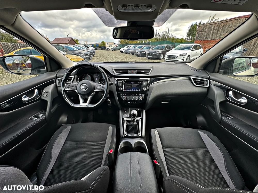 Nissan Qashqai 1.3 DIG-T SHIRO - 22