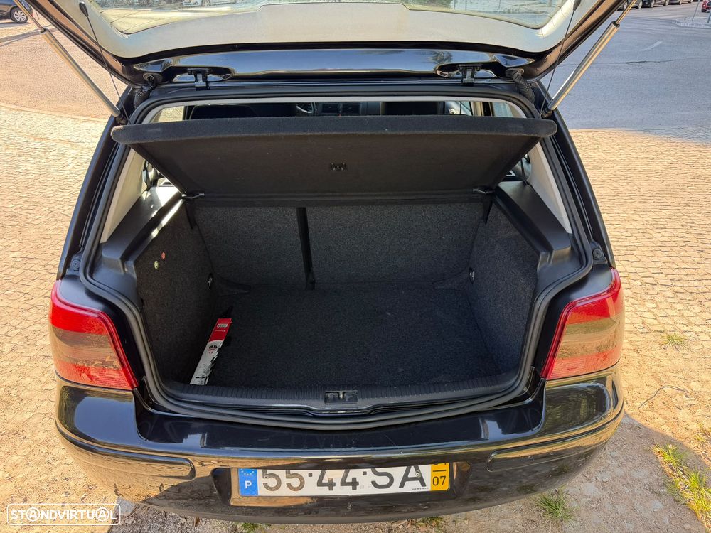 VW Golf 1.4i Confortline - 16