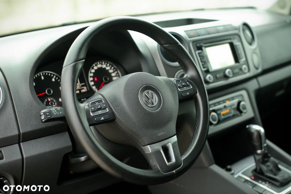 Volkswagen Amarok 2.0 BiTDI Autm Highline - 29