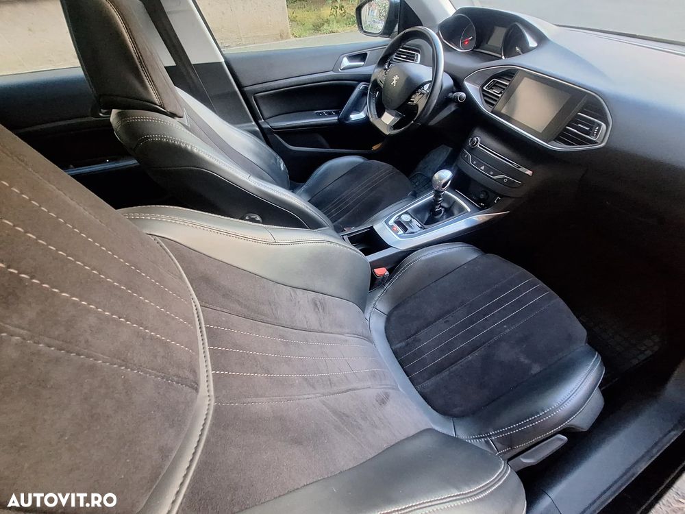 Peugeot 308 - 6