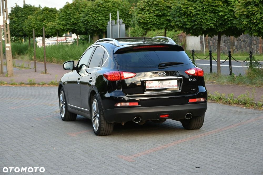 Infiniti EX - 13