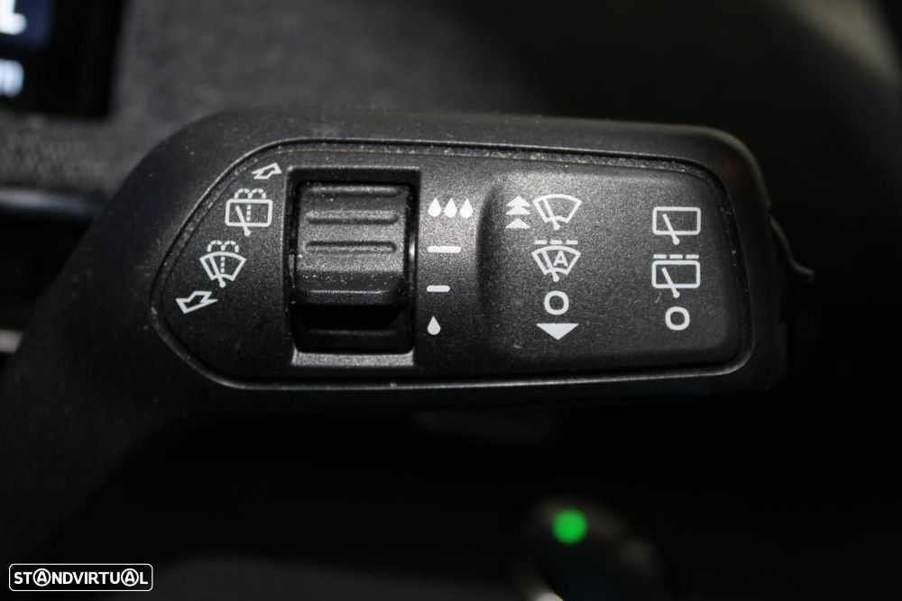 Ford Mustang Mach-E Alargada AWD - 20