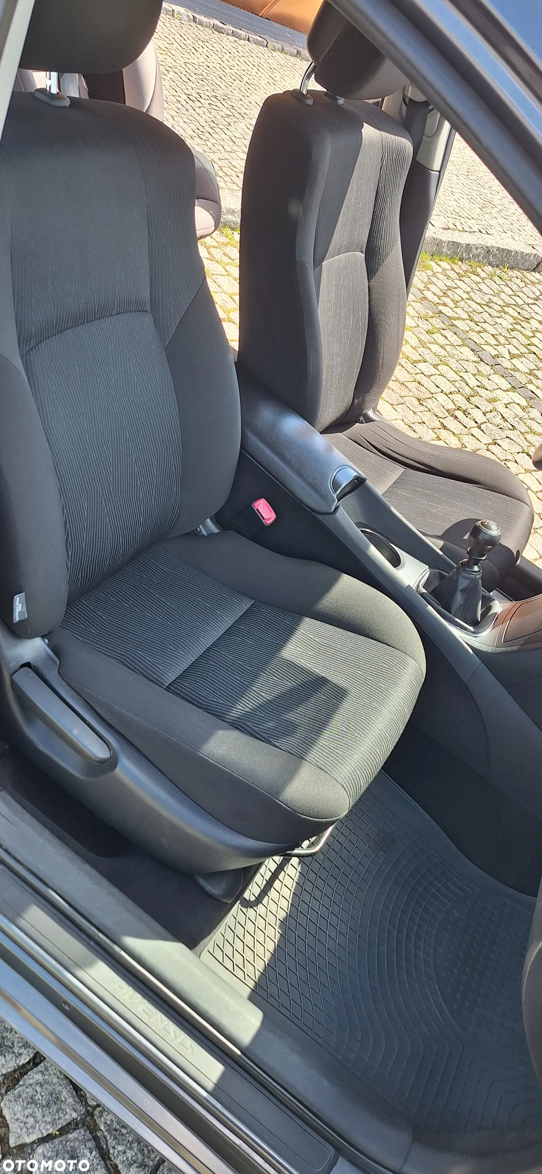 Toyota Avensis 2.0 D-4D Luna - 9