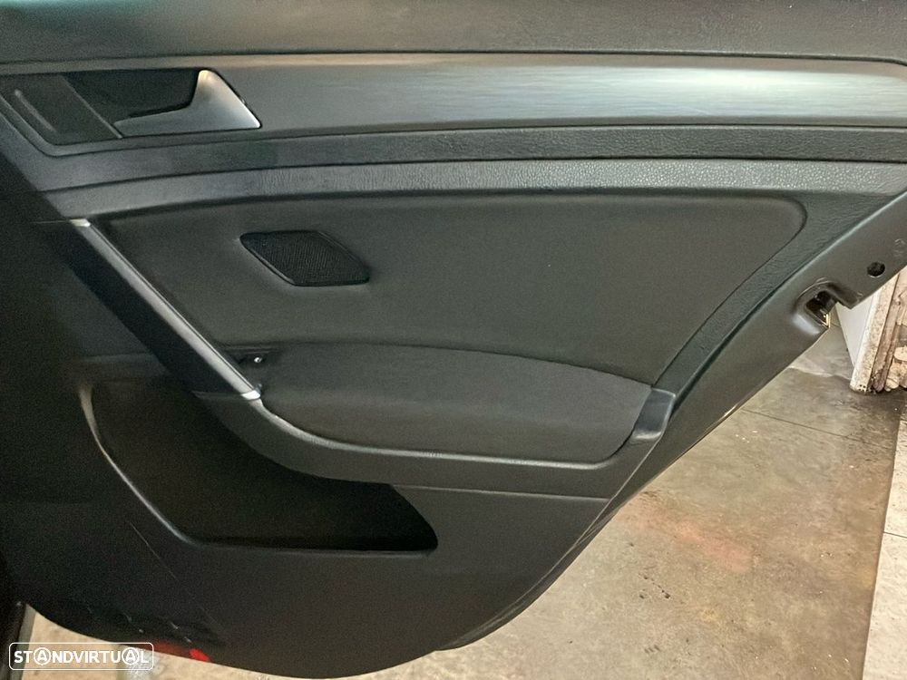 VW Golf Variant 1.5 TSI BM Confortline - 24